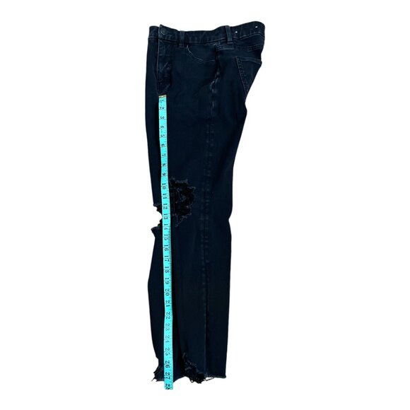 American Eagle Curvy High-Rise Ripped Jegging Jeans Size 2 | Length 27 - Picture 3 of 9